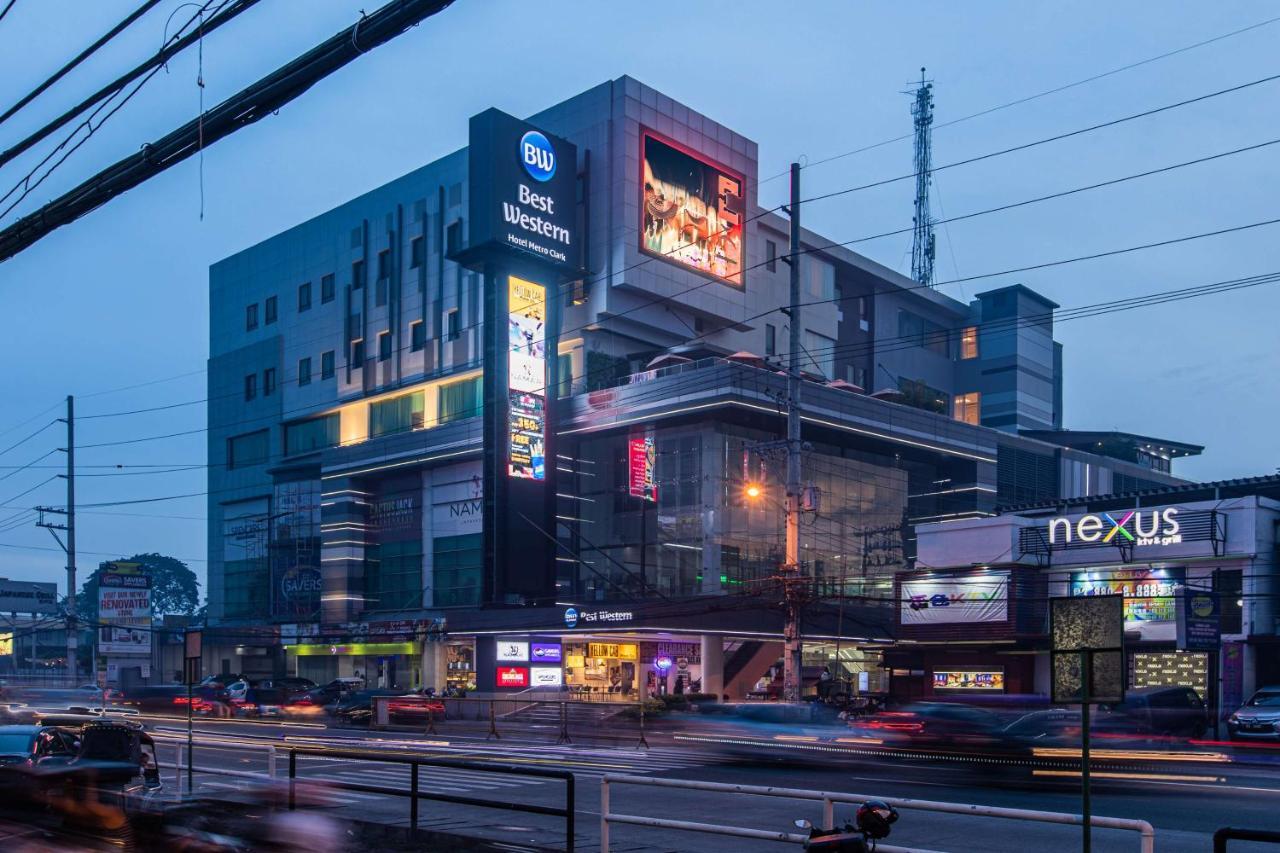 Best Western Plus Metro Clark Angeles Bagian luar foto