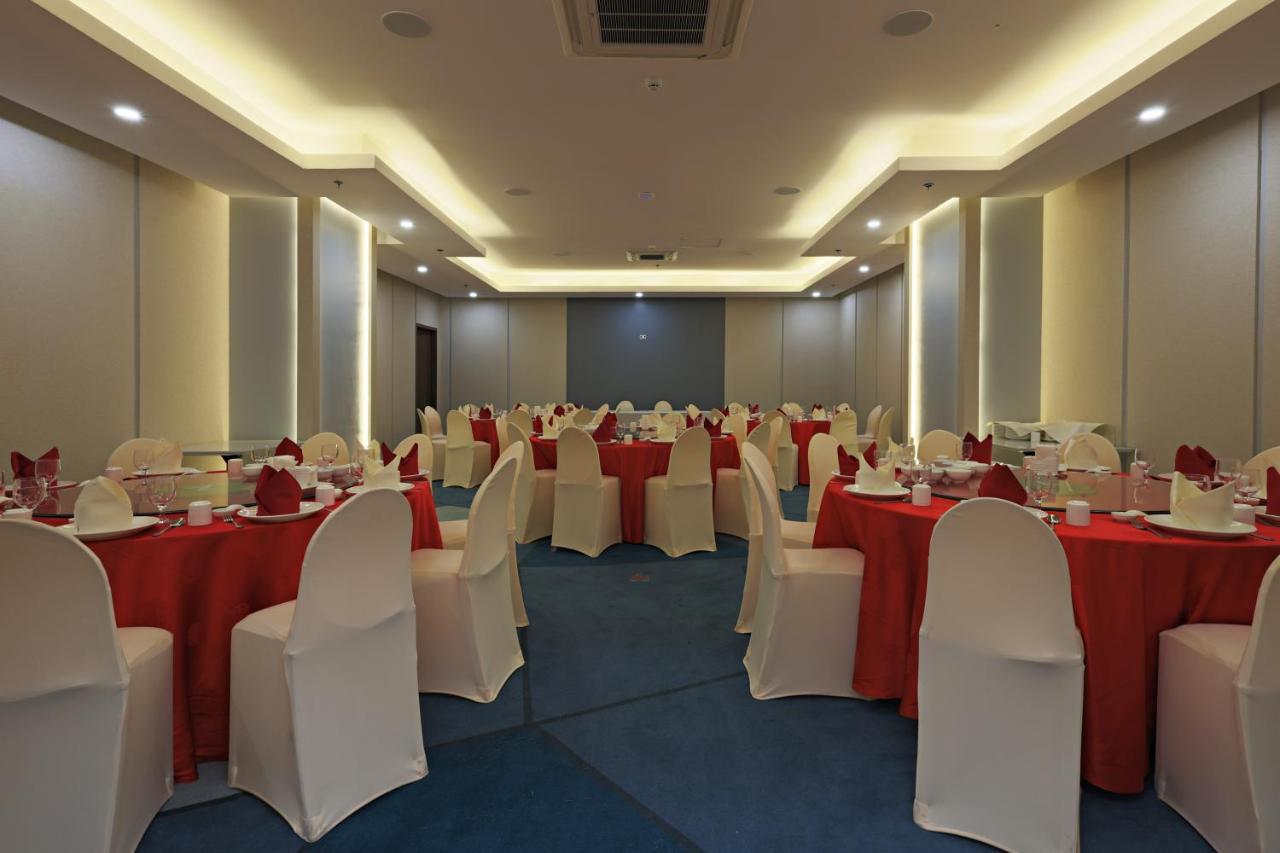 Best Western Plus Metro Clark Angeles Bagian luar foto