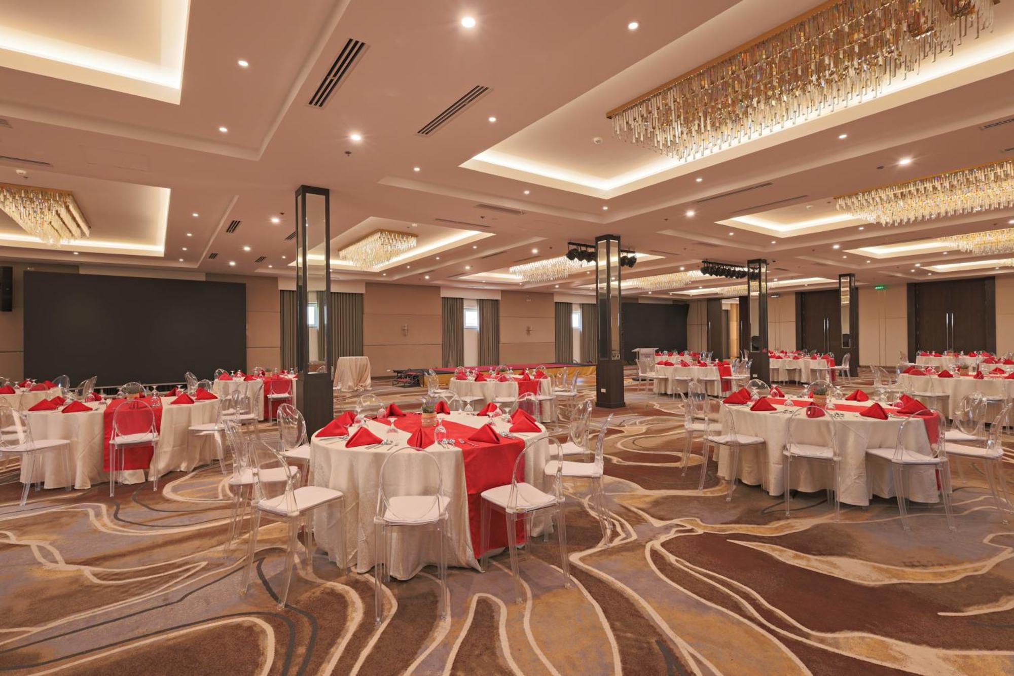 Best Western Plus Metro Clark Angeles Bagian luar foto