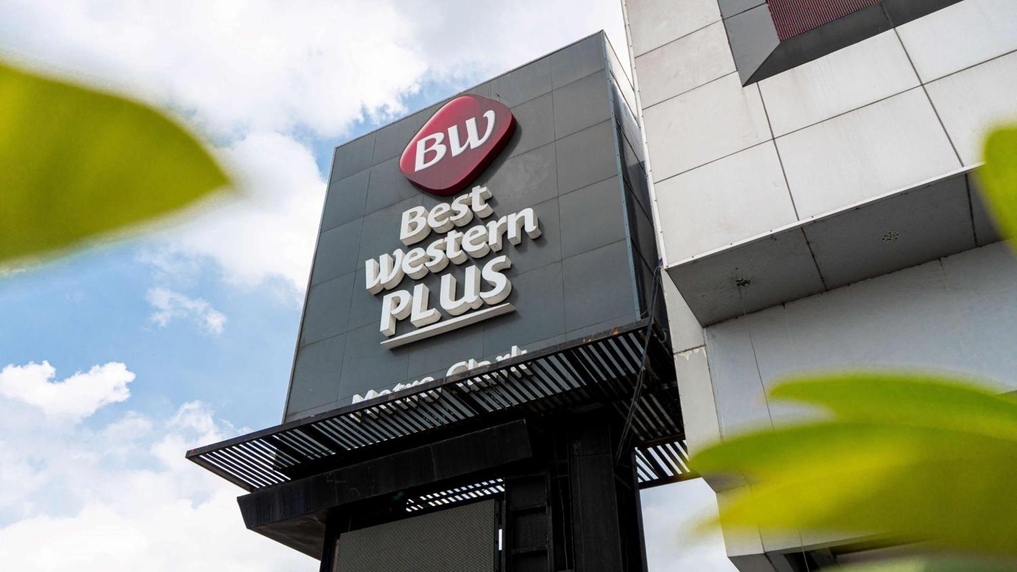 Best Western Plus Metro Clark Angeles Bagian luar foto