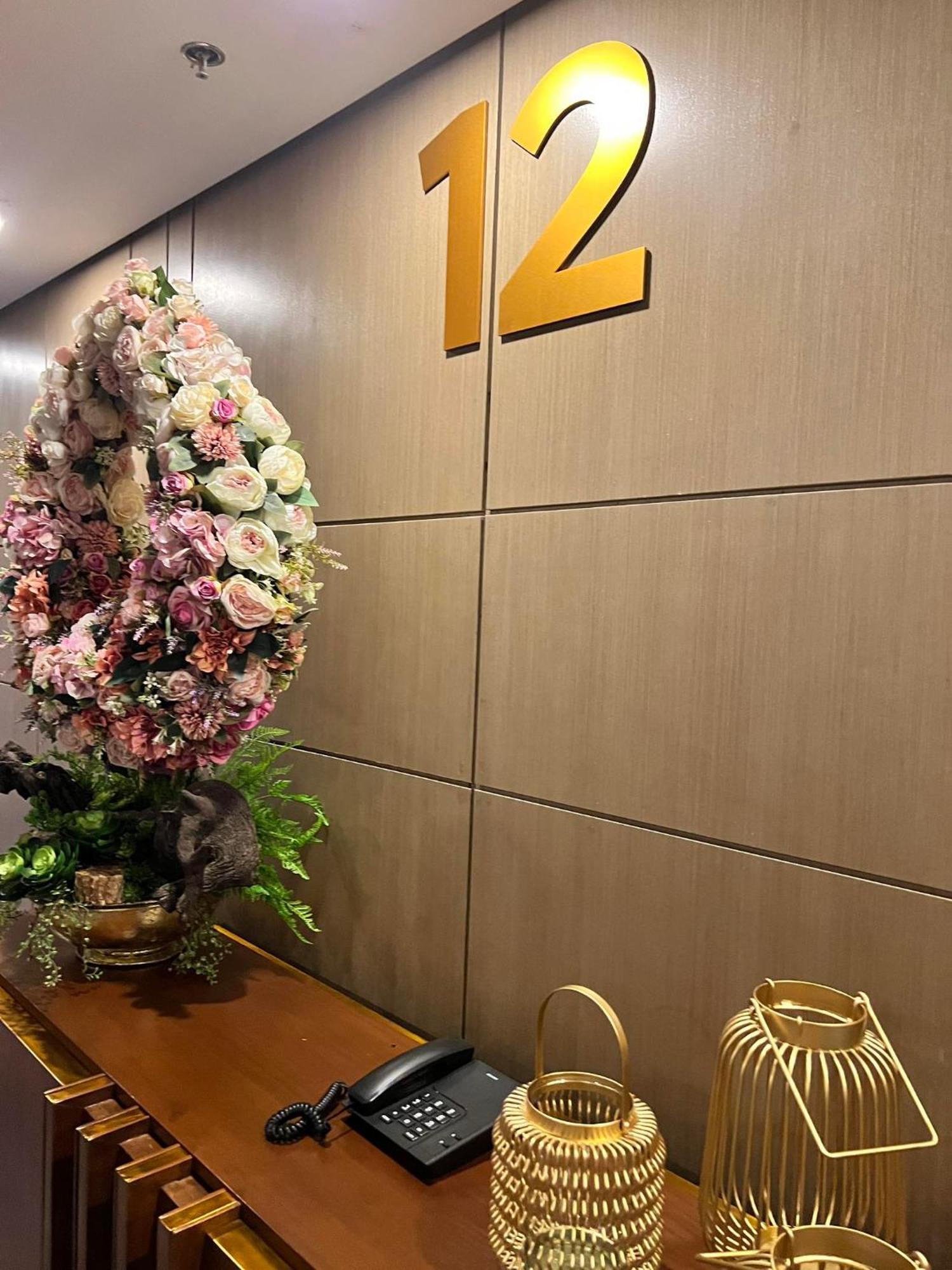 Best Western Plus Metro Clark Angeles Bagian luar foto