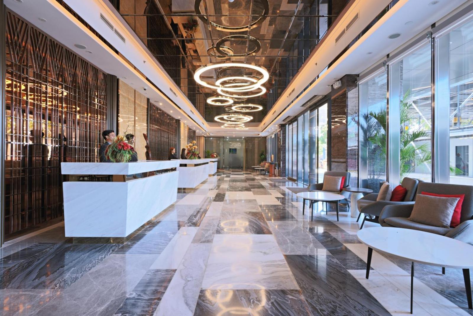 Best Western Plus Metro Clark Angeles Bagian luar foto