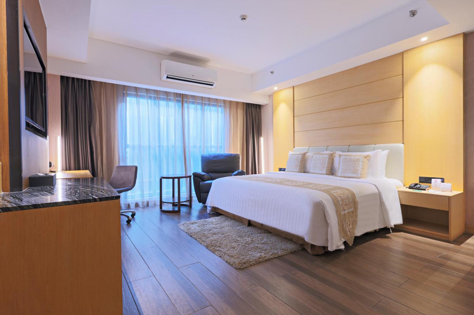 Best Western Plus Metro Clark Angeles Bagian luar foto